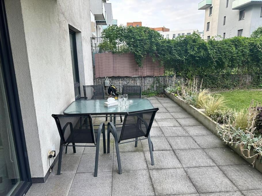 Garden Apartment Karolina Ostrava Eksteriør billede